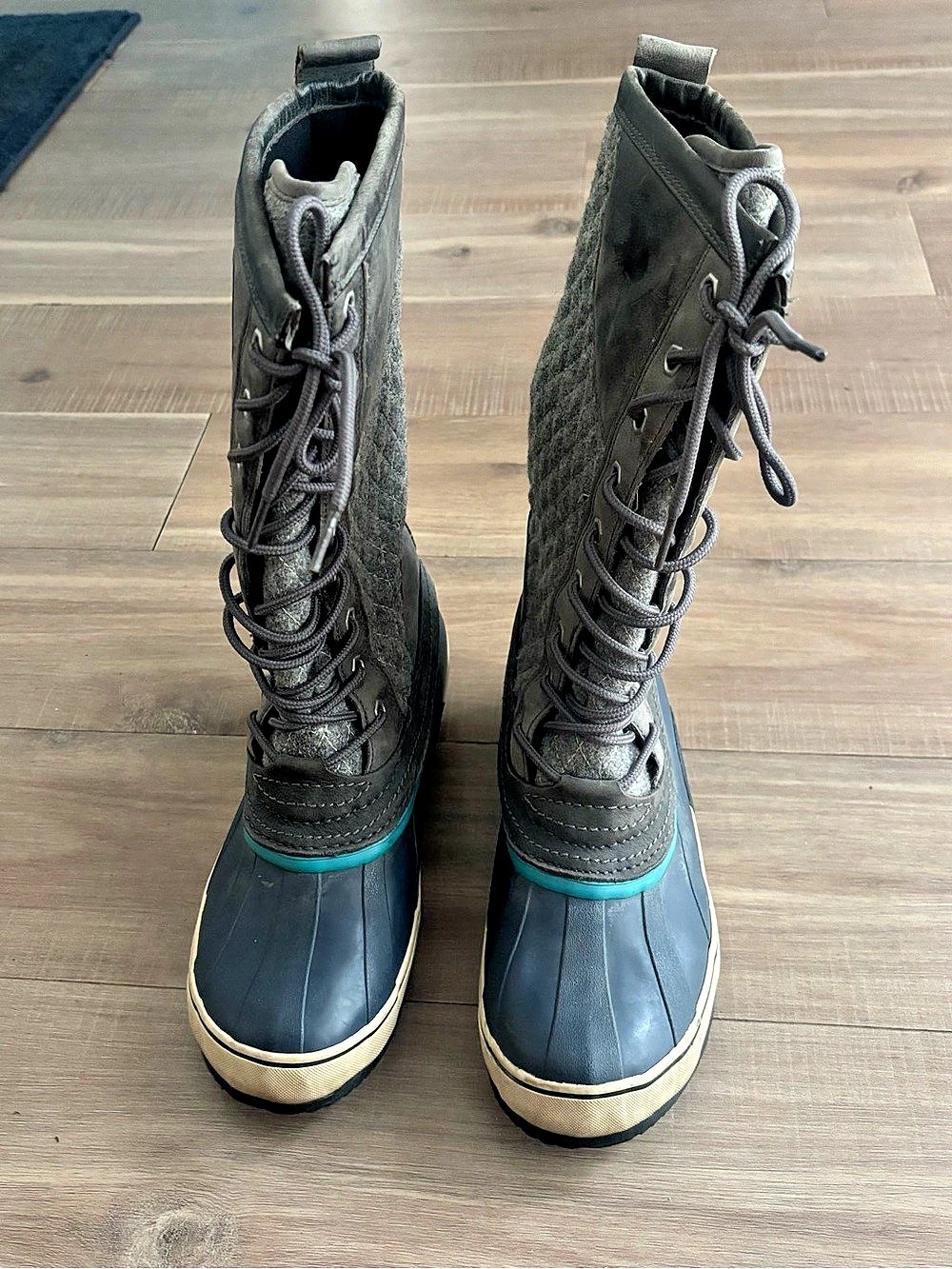 SOREL Waterproof Winter Snow Boots Gray Wool Quilted Lace Up Size 8 - Picture 2 of 12